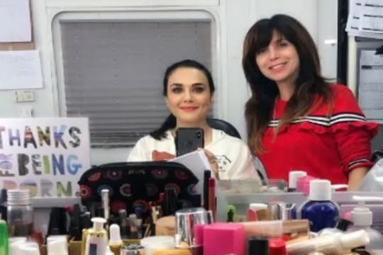 Preity Zinta Tampil di Sitkom Amerika Fresh Off The Boat