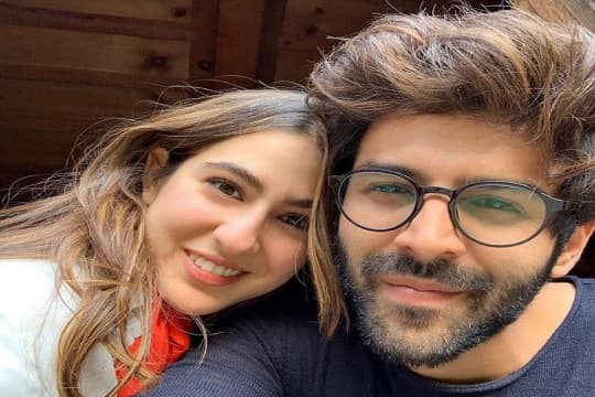 Demi Menyenangkan Ranveer Singh, Sara Ali Khan & Kartik Aryaan Sampai Berbohong?