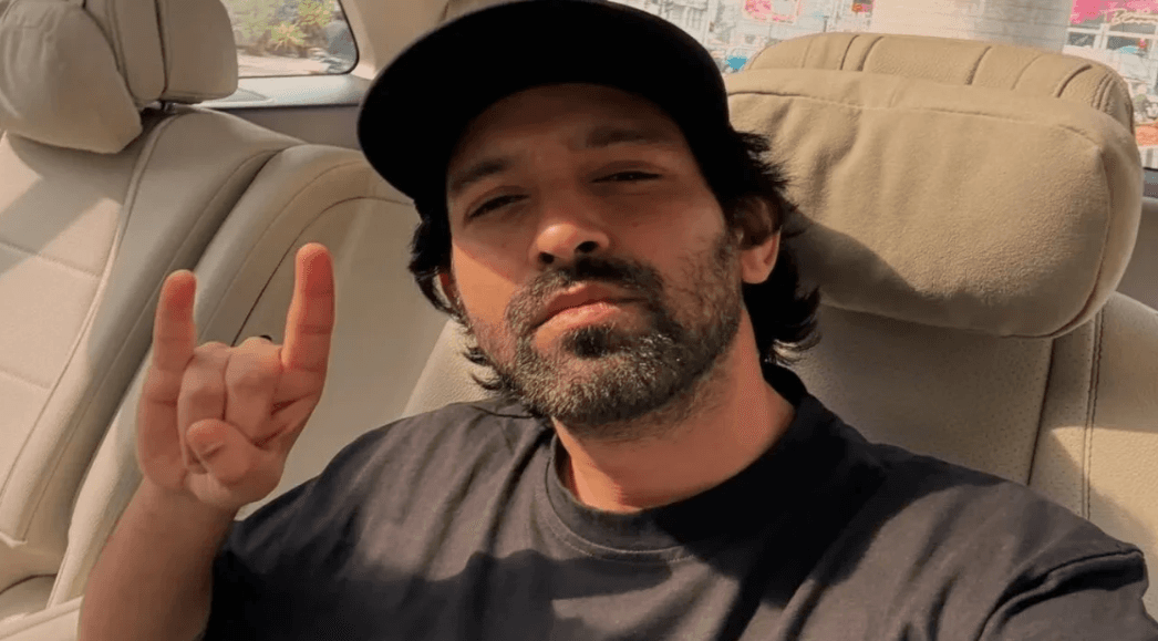 Vikrant Massey Bicara Nepotisme Di Bollywood