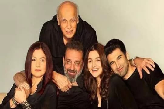 Sanjay Dutt BIcara Soal Reuni Dengan Mahesh Bhatt di Sadak 2
