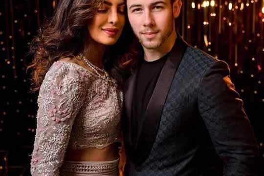 Begini Reaksi Nick Jonas Ketika Terciduk Sedang Video Call dengan Priyanka Chopra