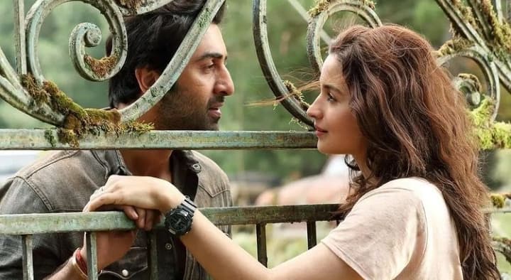 Pasangan Super Sibuk, Ranbir Kapoor Susul Alia Bhatt di Swiss Pasca Menikah?