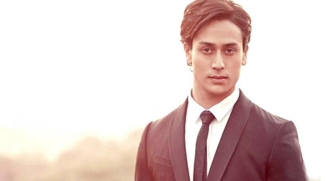 Tiger Shroff Diterpa Isu Oplas