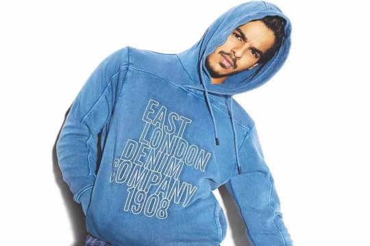 Ini Kesan Ishaan Khatter Kolaborasi dengan Katrina Kaif di Phone Booth