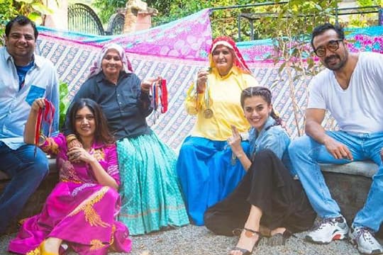 Bhumi Pednekar & Taapsee Pannu Siap Jadi Penembak Jitu Tertua Di Dunia