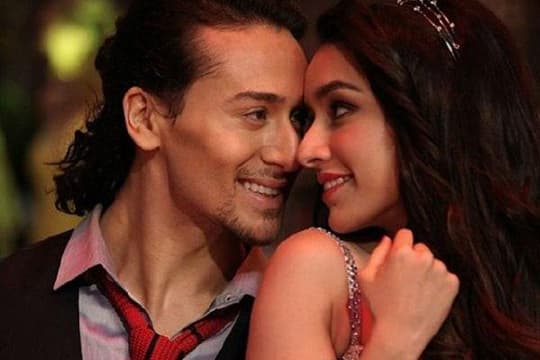 Berbeda dari Peran Sebelumnya, Shraddha Kapoor Akan Berperan Sebagai Pramugari di Film Baaghi 3