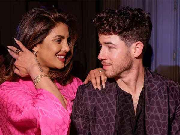 Priyanka Chopra Jonas Ungkapkan Awal Pertemuannya Dengan Nick Jonas