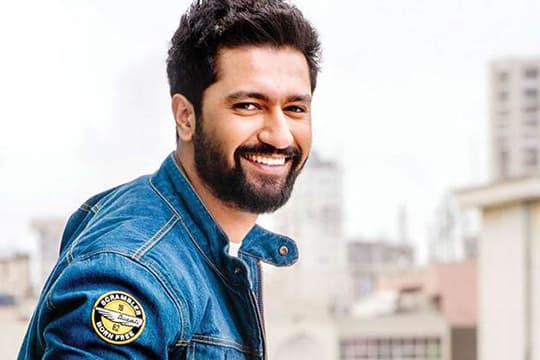 Syuting di Gujarat, Vicky Kaushal Alami Cedera Serius