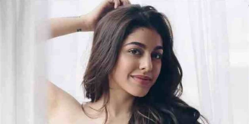 Alaya F Gabung Di Bade Miyan Chote Miyan