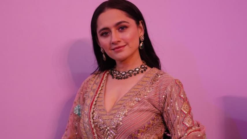 Sanjeeda Shaikh Tertarik Peran Richa Chadha Di Heeramandi