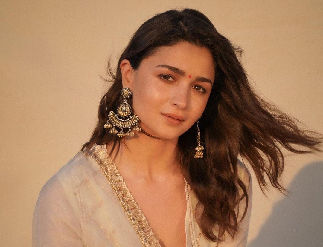 Alia Bhatt Ungkap Pilihannya Untuk Menikah & Punya Anak