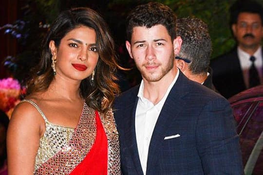 Staff & Tamu Tidak Diperbolehkan Membawa Smartphone di Penikahan Priyanka dan Nick