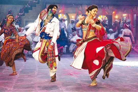 Sabar ya, Foto Resmi Pernikahan DeepVeer akan Keluar Pukul 6 Sore